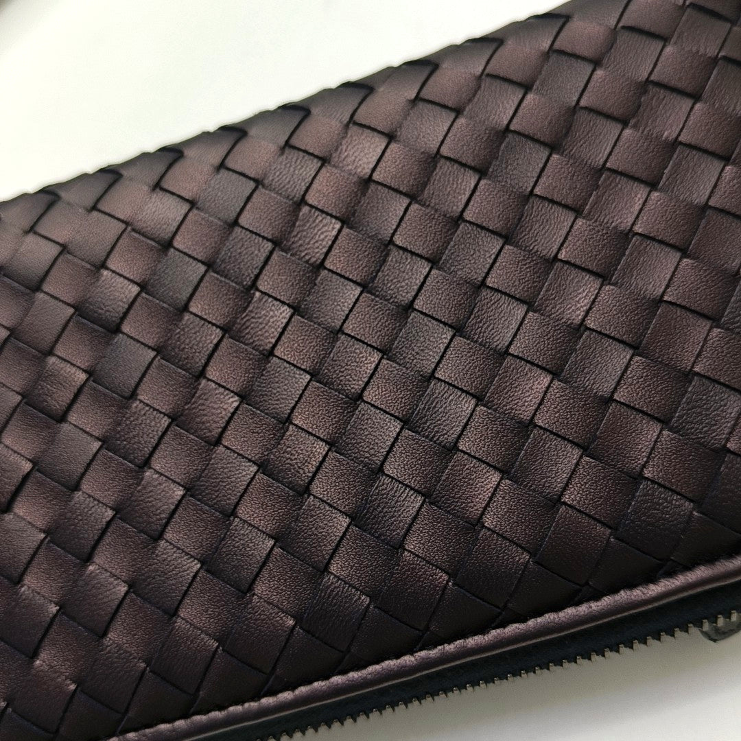 Authenticated pre-owned  Intrecciato Calfskin Purple Wallet - Wallet at Looply