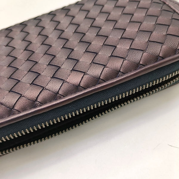 Authenticated pre-owned  Intrecciato Calfskin Purple Wallet - Wallet at Looply