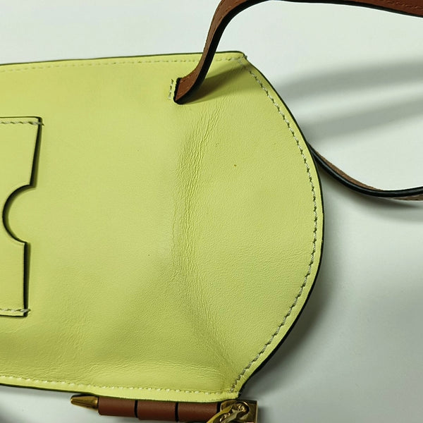 Authenticated pre-owned  Gate Calfskin Yellow - Shoulder Bag at Looply