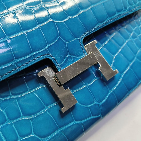 Authenticated pre-owned  Constance Shiny Porosus Crocodile Blue Wallet - Wallet at Looply