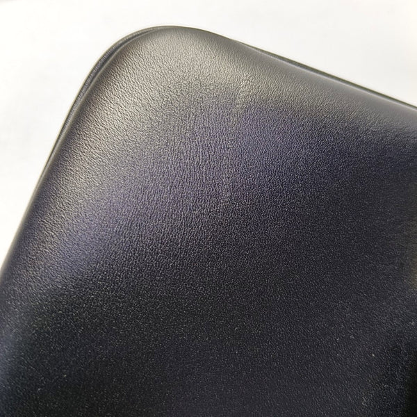 Authenticated pre-owned  C Medium Calfskin Black - Shoulder Bag at Looply