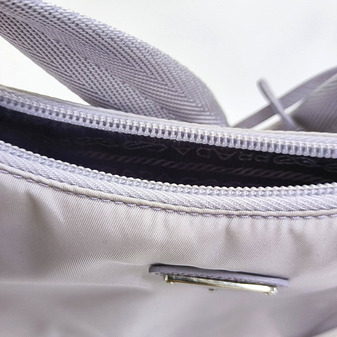 Re-Edition2005 Mini Nylon Morado