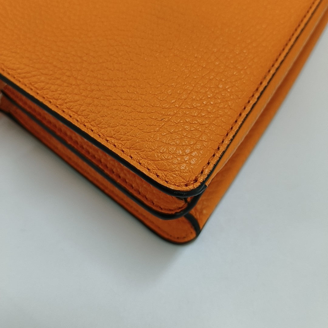 Authenticated pre-owned  Peekaboo  Essential Calfskin Orange - Shoulder Bag at Looply