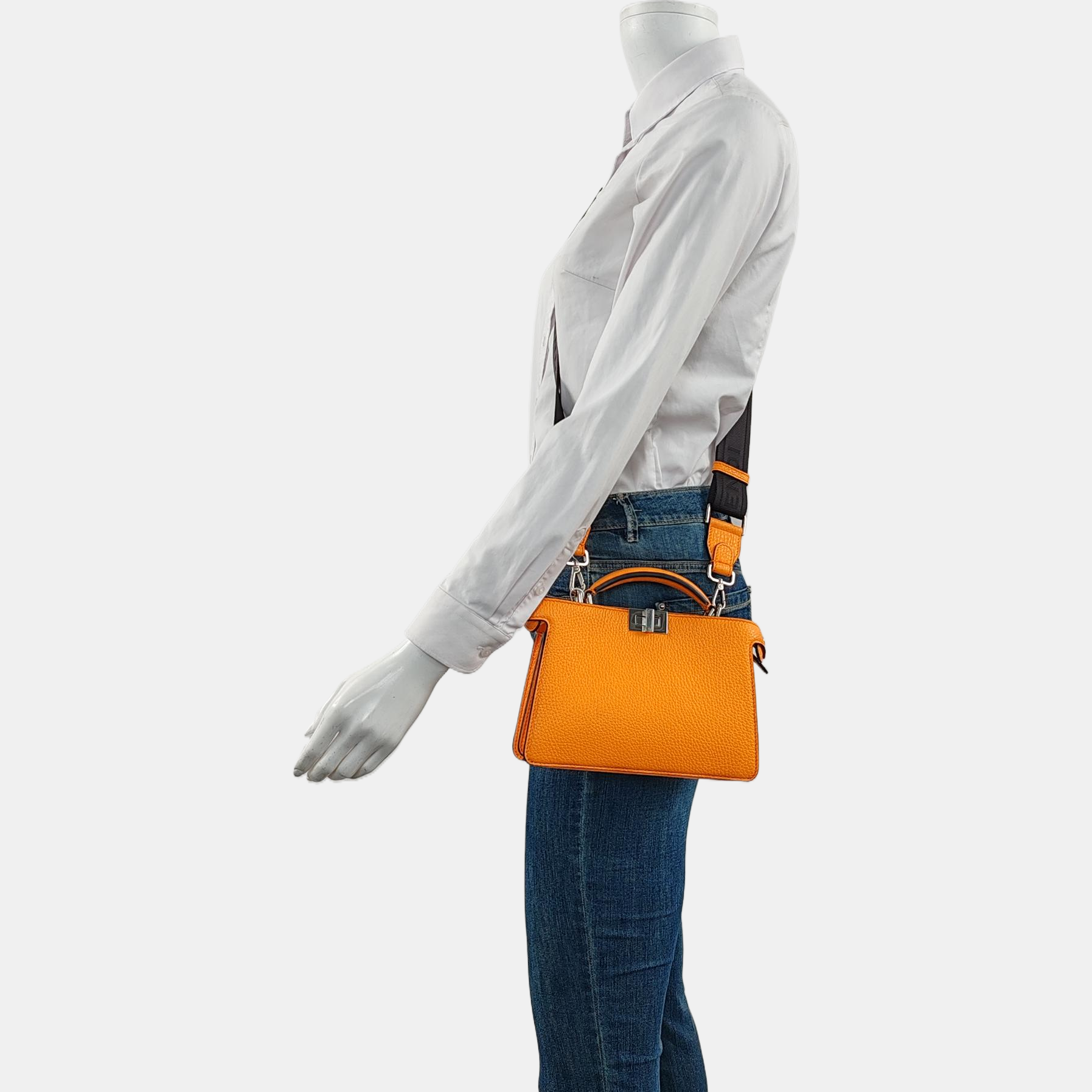 Authenticated pre-owned  Peekaboo  Essential Calfskin Orange - Shoulder Bag at Looply