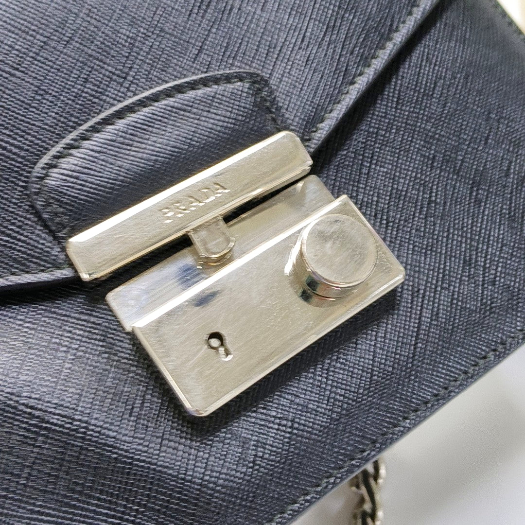 Authenticated pre-owned  Sound Bag Calfskin Black - Shoulder Bag at Looply