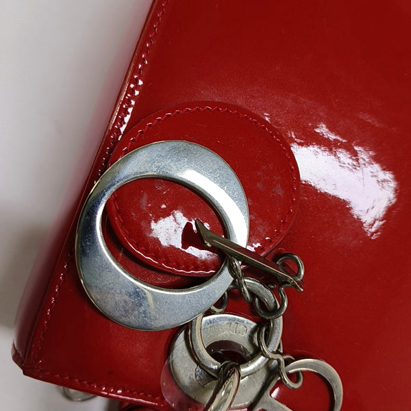 Authenticated pre-owned  Lady Dior Medium Patent Leather Red - Shoulder Bag at Looply