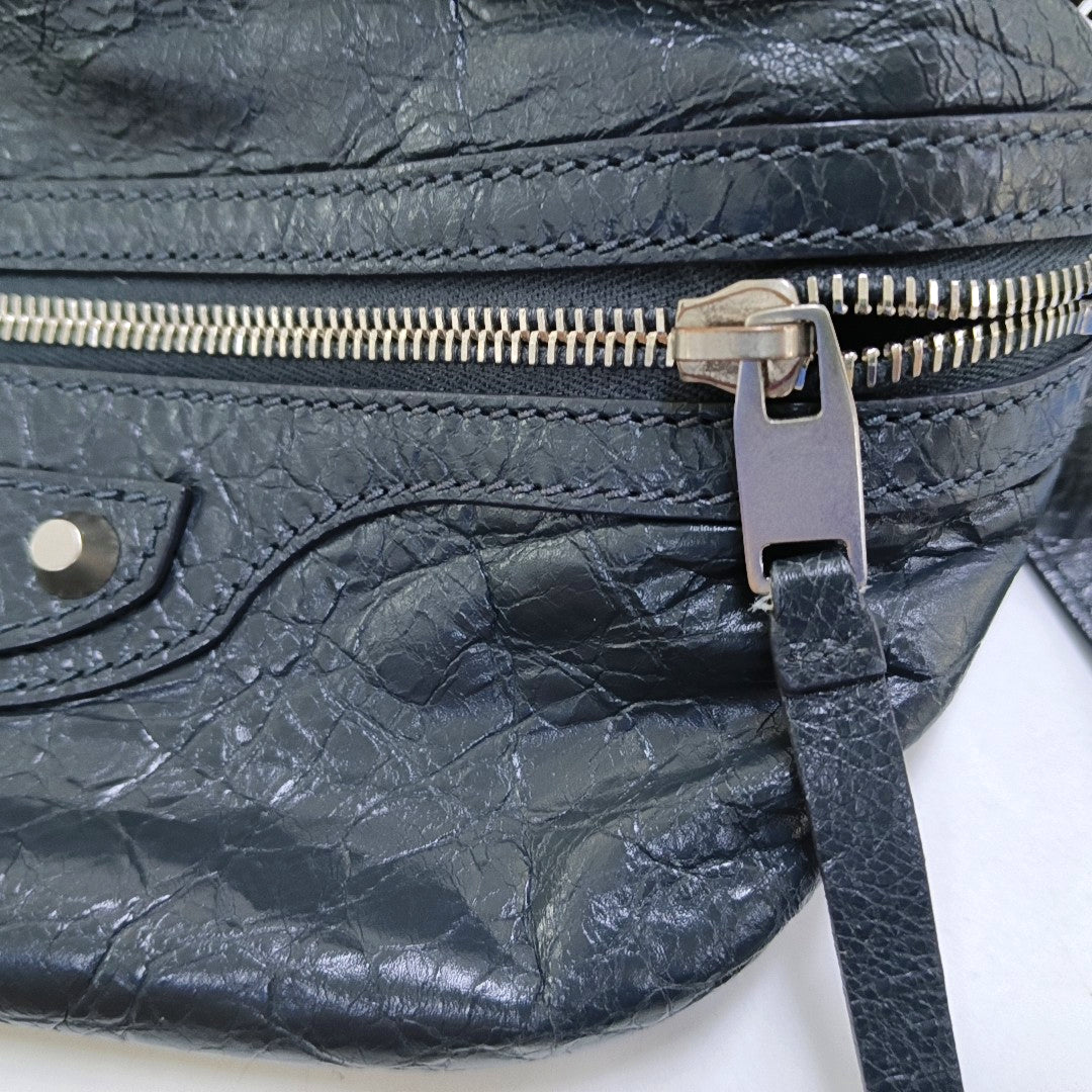 Authenticated pre-owned  Classic City Lambskin Gray - Belt Bag at Looply