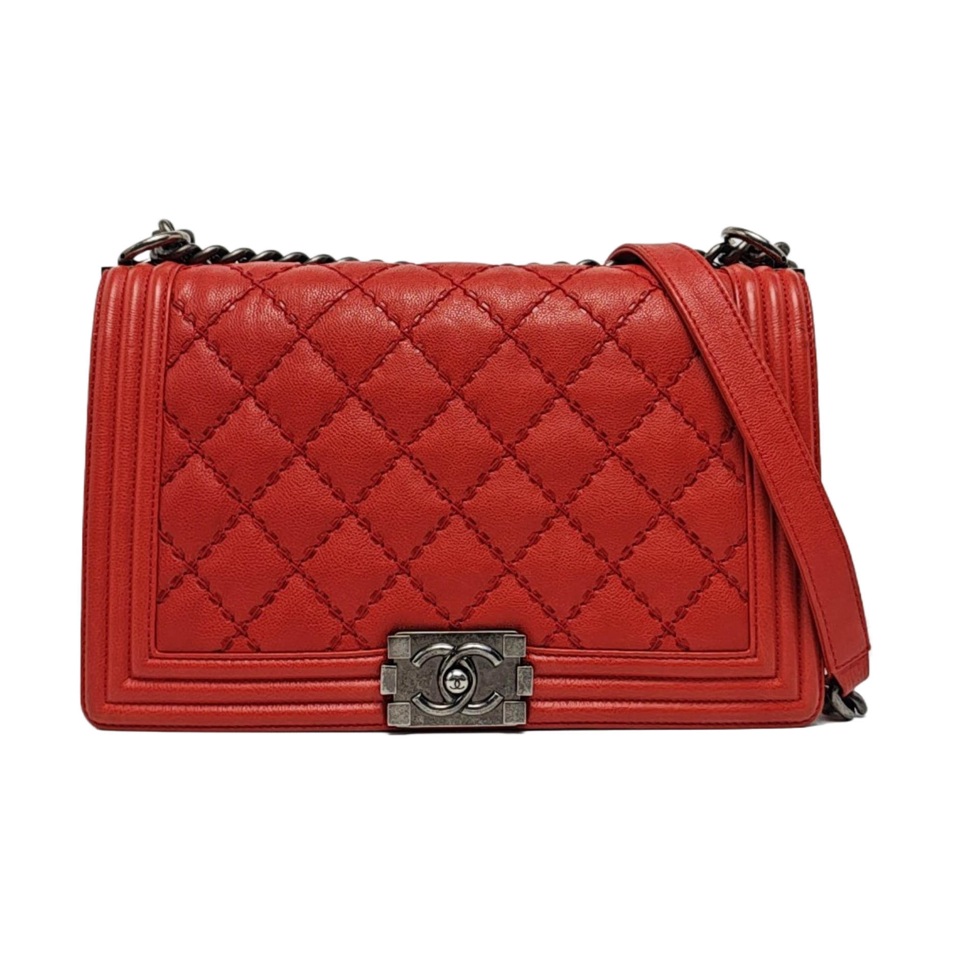 Authenticated pre-owned  Boy Chanel Large Quilted Calfskin Red - Shoulder Bag at Looply