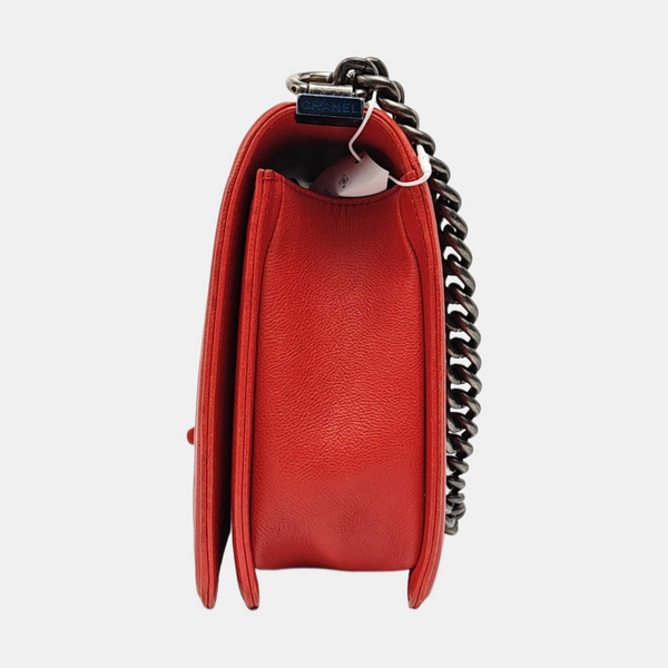 Authenticated pre-owned  Boy Chanel Large Quilted Calfskin Red - Shoulder Bag at Looply