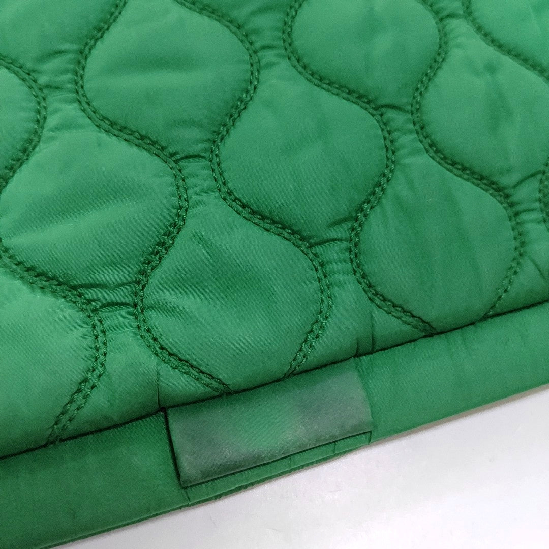 Authenticated pre-owned  Miu Miu Matelassé Quilted Nylon Green - Clutch at Looply