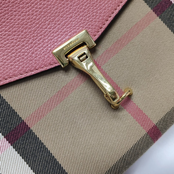 Authenticated pre-owned  Burberry Macken Small Patchwork Beige - Shoulder Bag at Looply