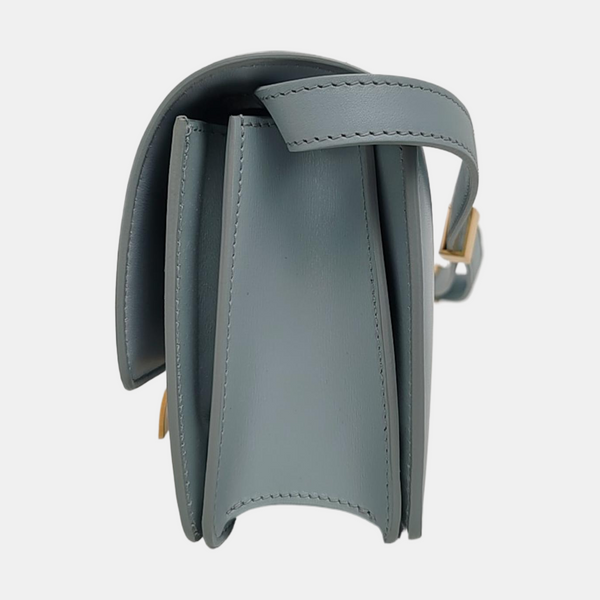 Authenticated pre-owned  Classic Box Calfskin Blue - Shoulder Bag at Looply
