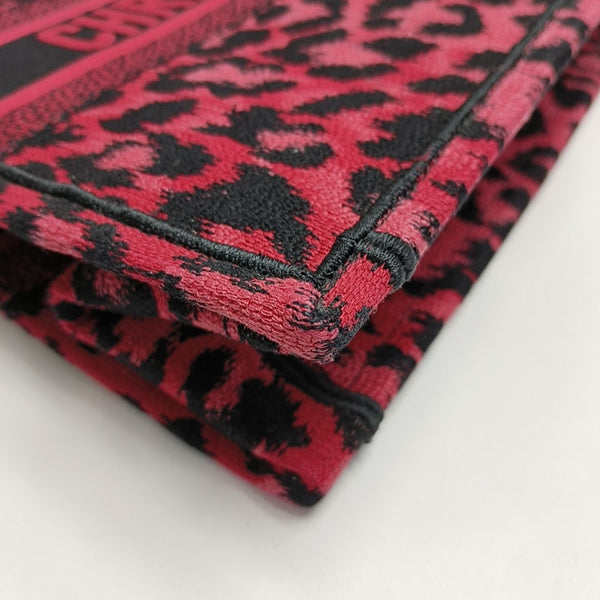 Authenticated pre-owned  Book Tote Medium Fabric Red - Top Handle Bag at Looply