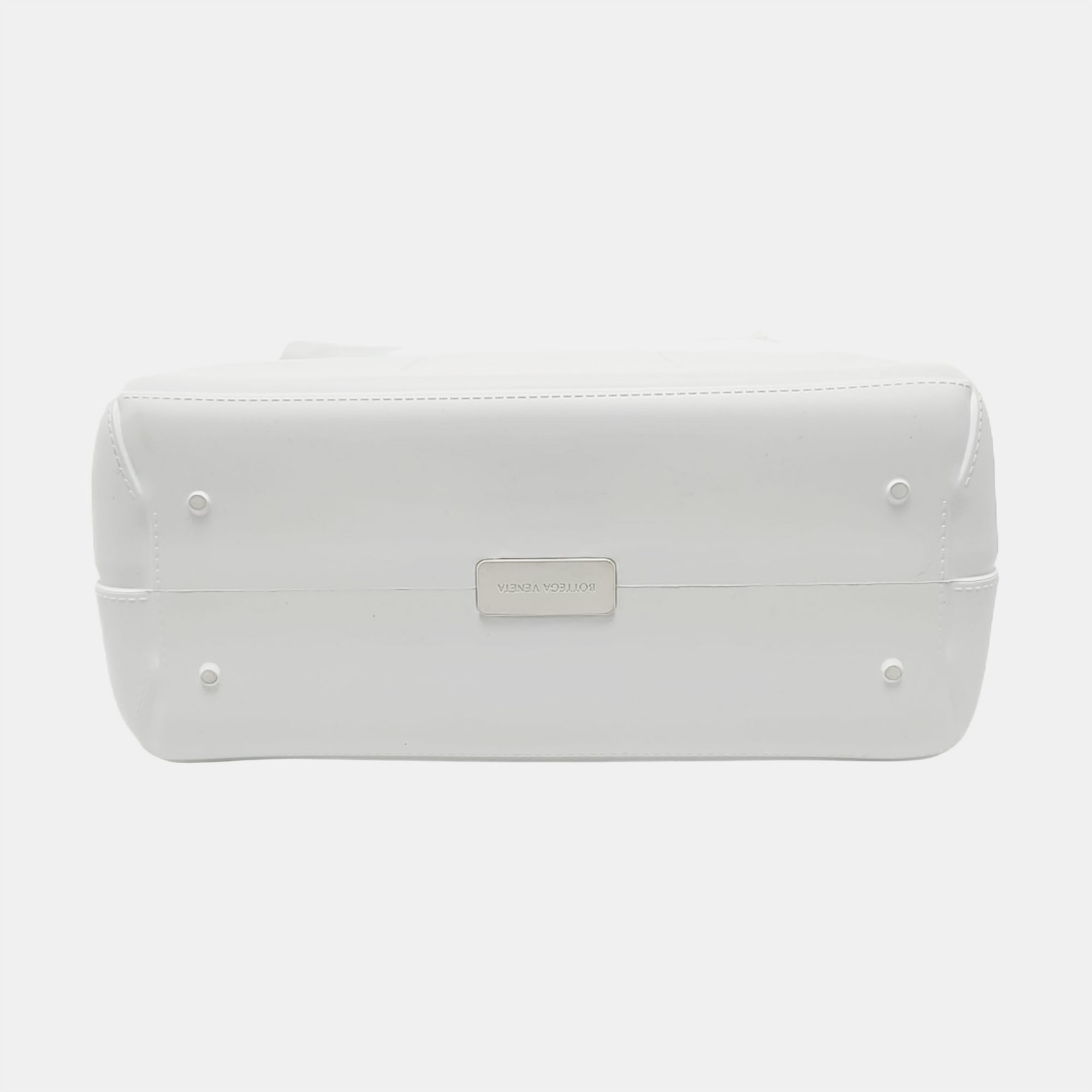 Authenticated pre-owned  Arco Special Material White - Shoulder Bag at Looply