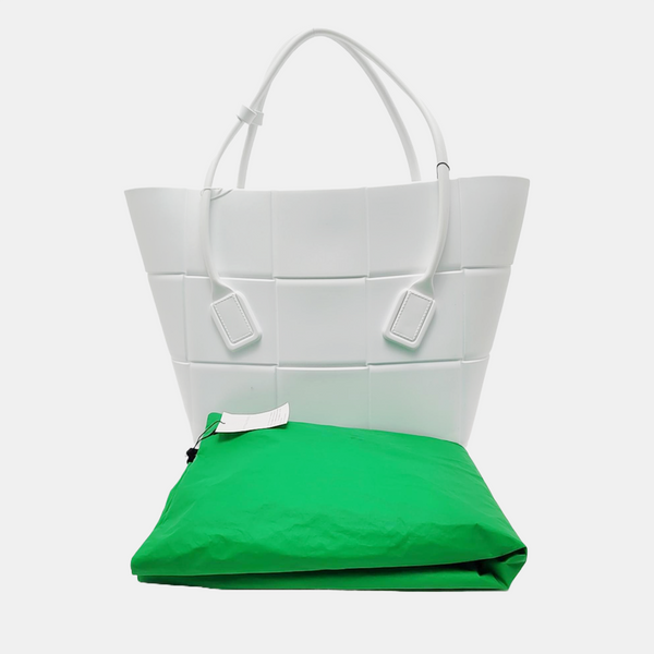 Authenticated pre-owned  Arco Special Material White - Shoulder Bag at Looply
