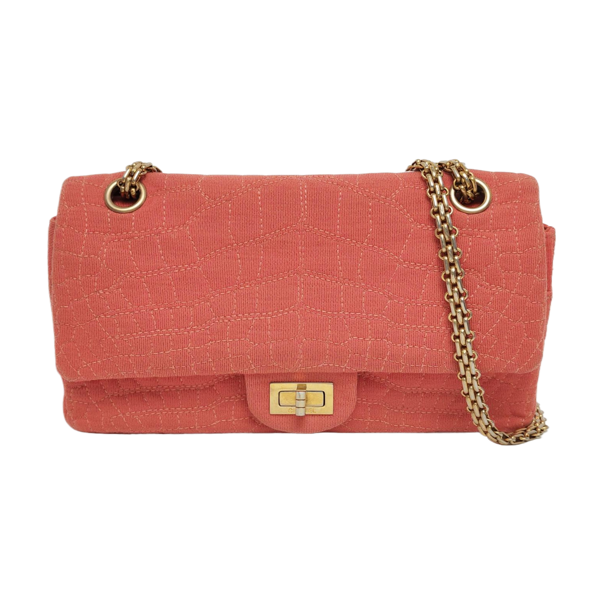 Authenticated pre-owned  2.55 Small Quilted Canvas Pink - Shoulder Bag at Looply