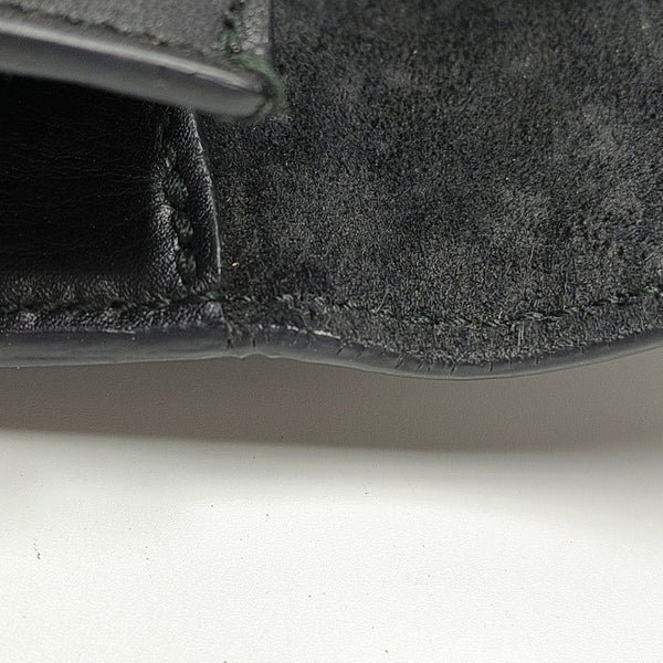 Authenticated pre-owned  Chyc Y Ligne Calfskin Black - Clutch at Looply