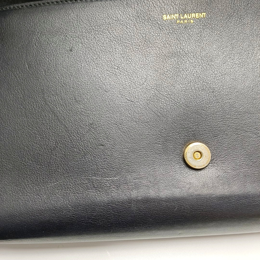 Authenticated pre-owned  Chyc Y Ligne Calfskin Black - Clutch at Looply