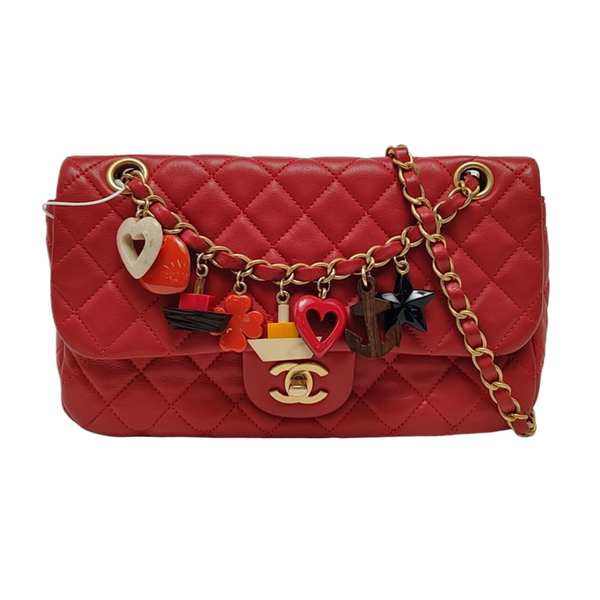 Authenticated pre-owned  Classic Flap Medium Quilted Lambskin Red - Shoulder Bag at Looply