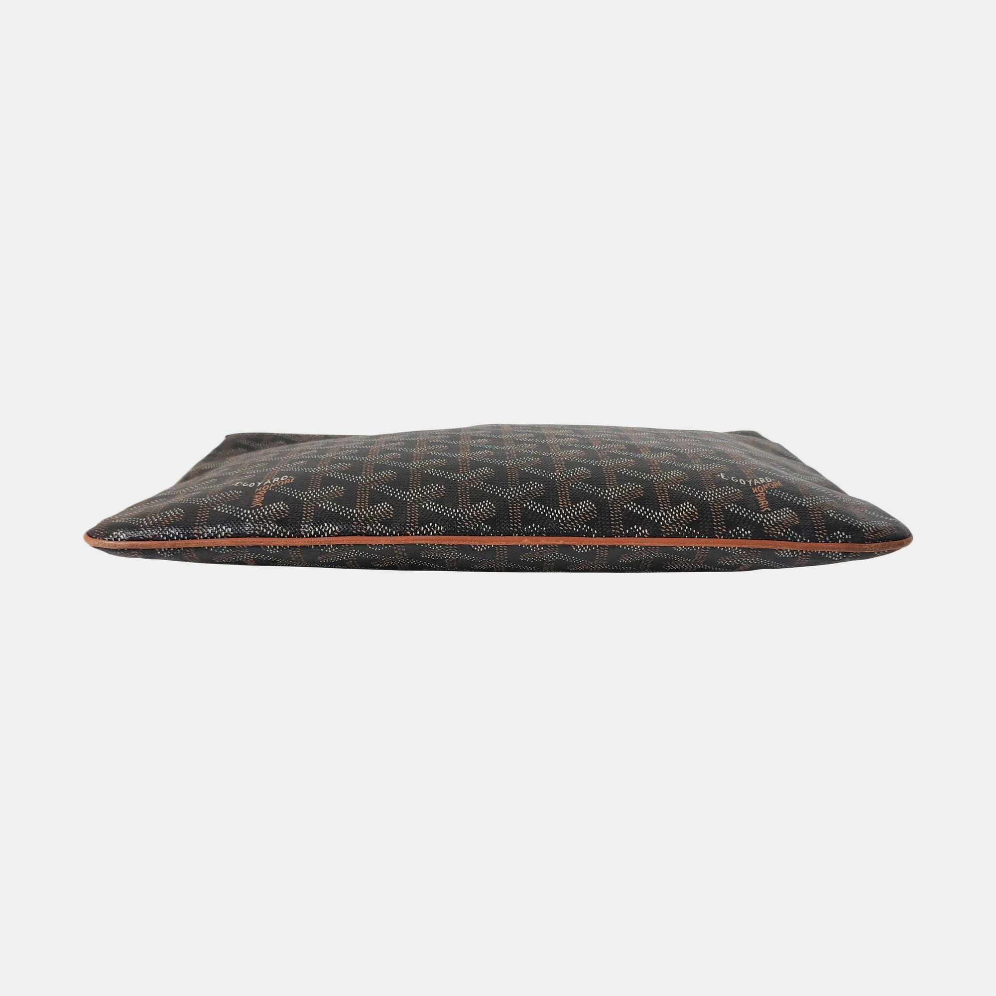 Authenticated pre-owned  Sénat Coated Canvas Black - Clutch at Looply