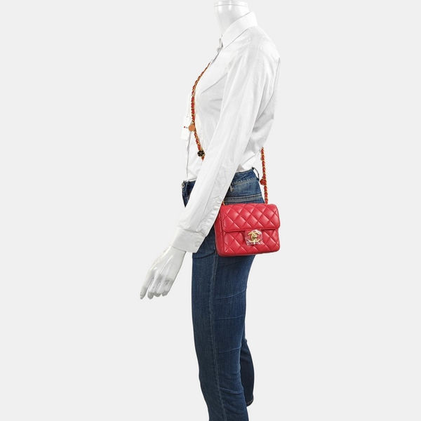 Authenticated pre-owned  Classic Flap Quilted Lambskin Red - Shoulder Bag at Looply