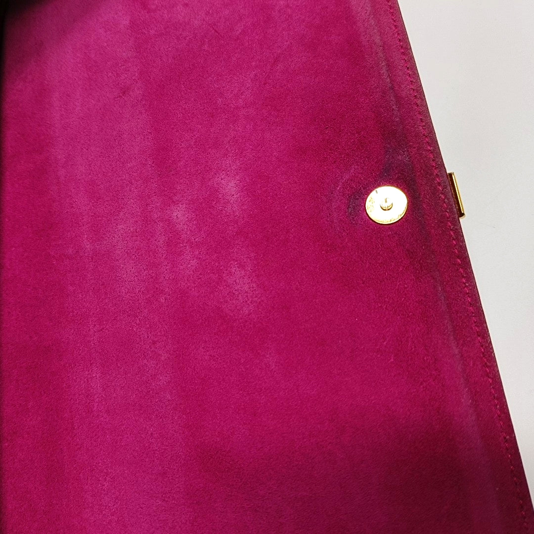 Authenticated pre-owned  Chyc Y Ligne Calfskin Pink - Clutch at Looply