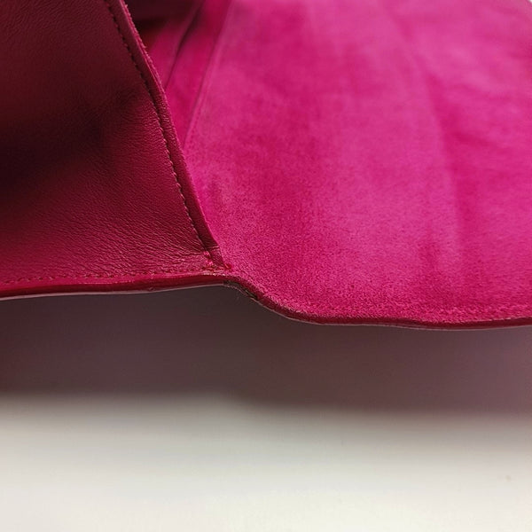 Authenticated pre-owned  Chyc Y Ligne Calfskin Pink - Clutch at Looply