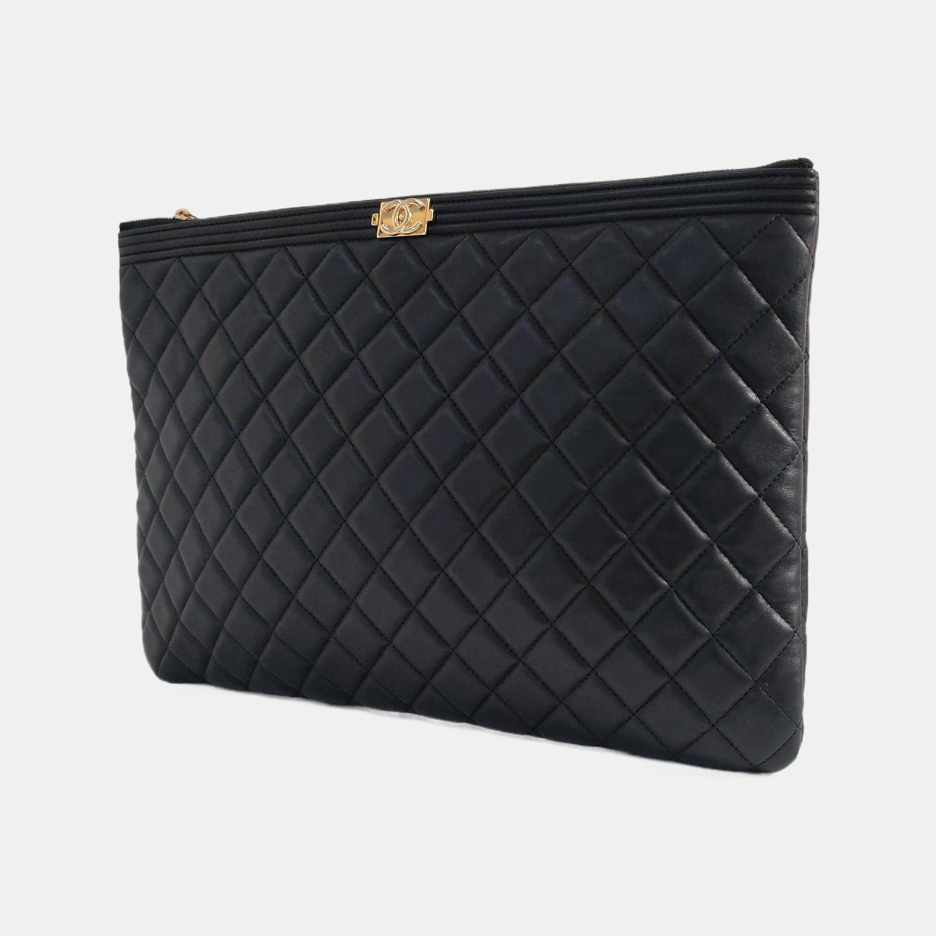 Authenticated pre-owned  Boy Chanel Large Quilted Lambskin Black - Clutch at Looply