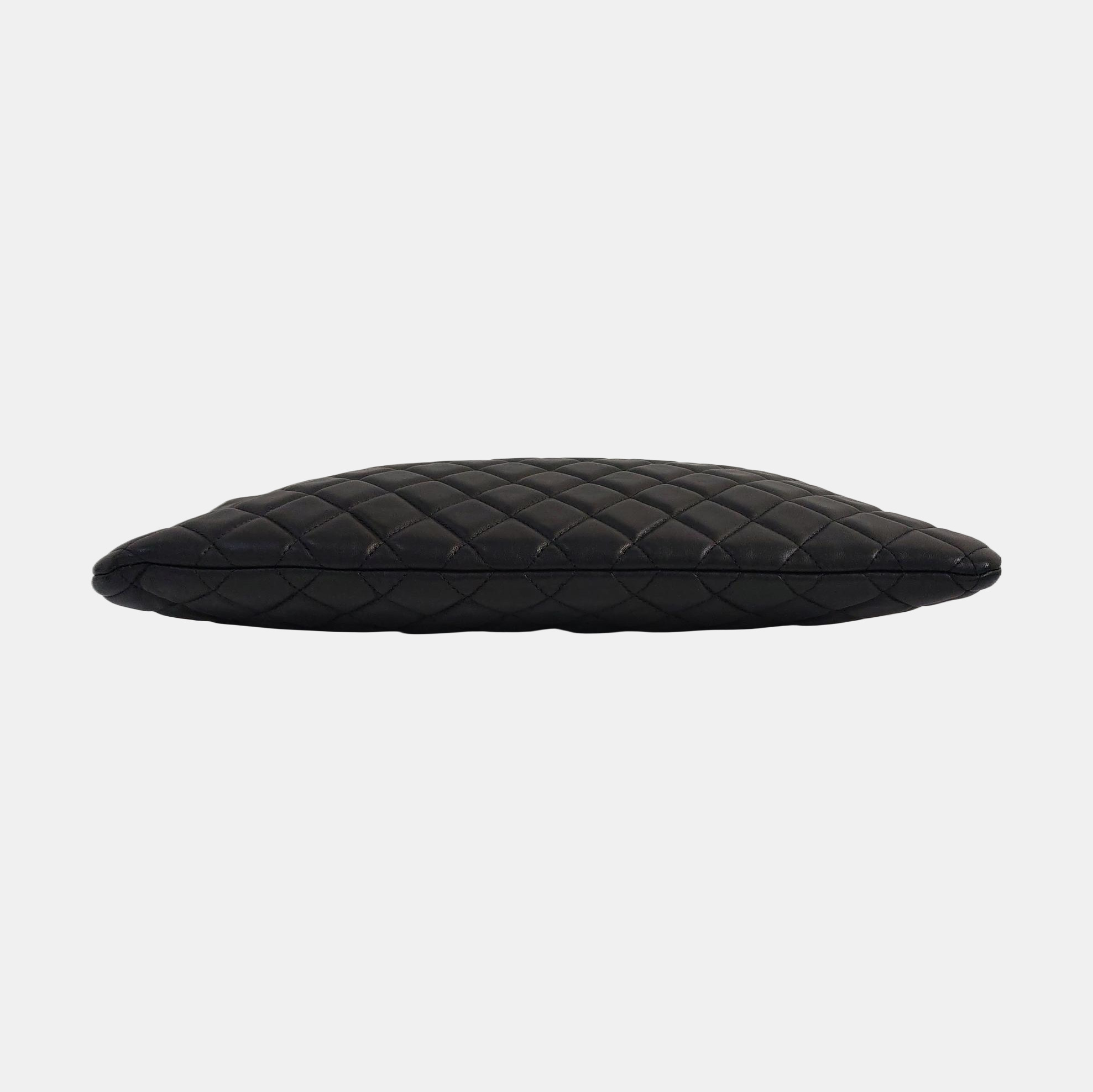 Authenticated pre-owned  Boy Chanel Large Quilted Lambskin Black - Clutch at Looply