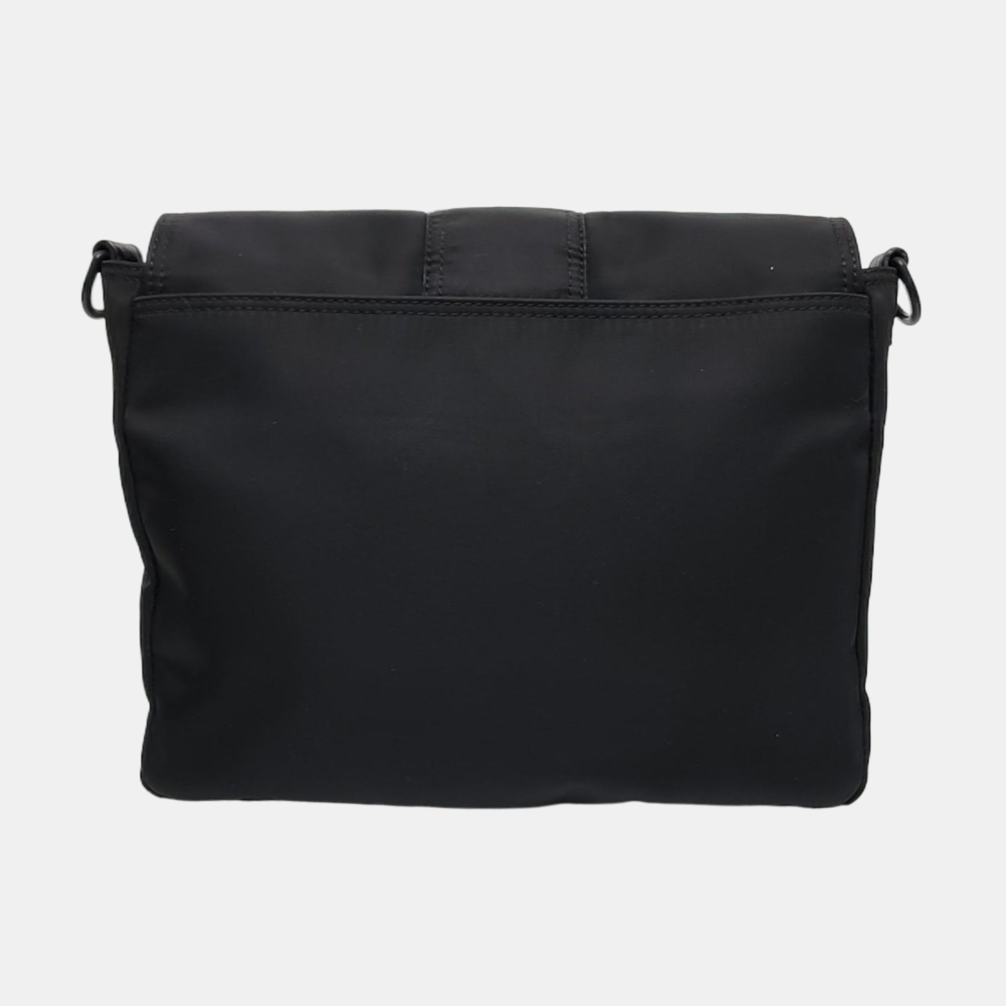 Authenticated pre-owned  Baguette Medium Nylon Black - Shoulder Bag at Looply