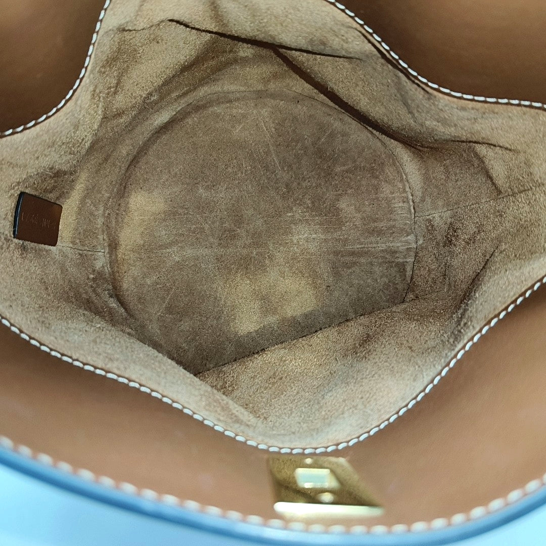 Authenticated pre-owned  Bucket 16 Calfskin Brown - Shoulder Bag at Looply