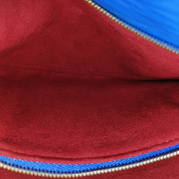 Authenticated pre-owned  Coussin Lambskin Blue - Shoulder Bag at Looply
