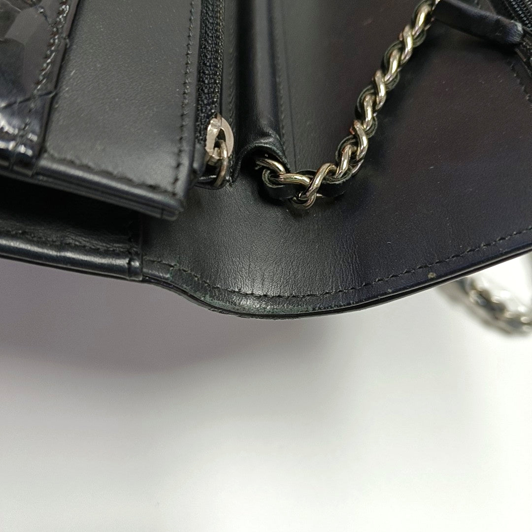 Authenticated pre-owned  Boy Chanel WOC Quilted Patent Leather Black - Shoulder Bag at Looply