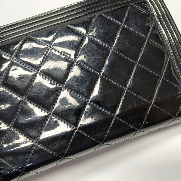 Authenticated pre-owned  Boy Chanel WOC Quilted Patent Leather Black - Shoulder Bag at Looply
