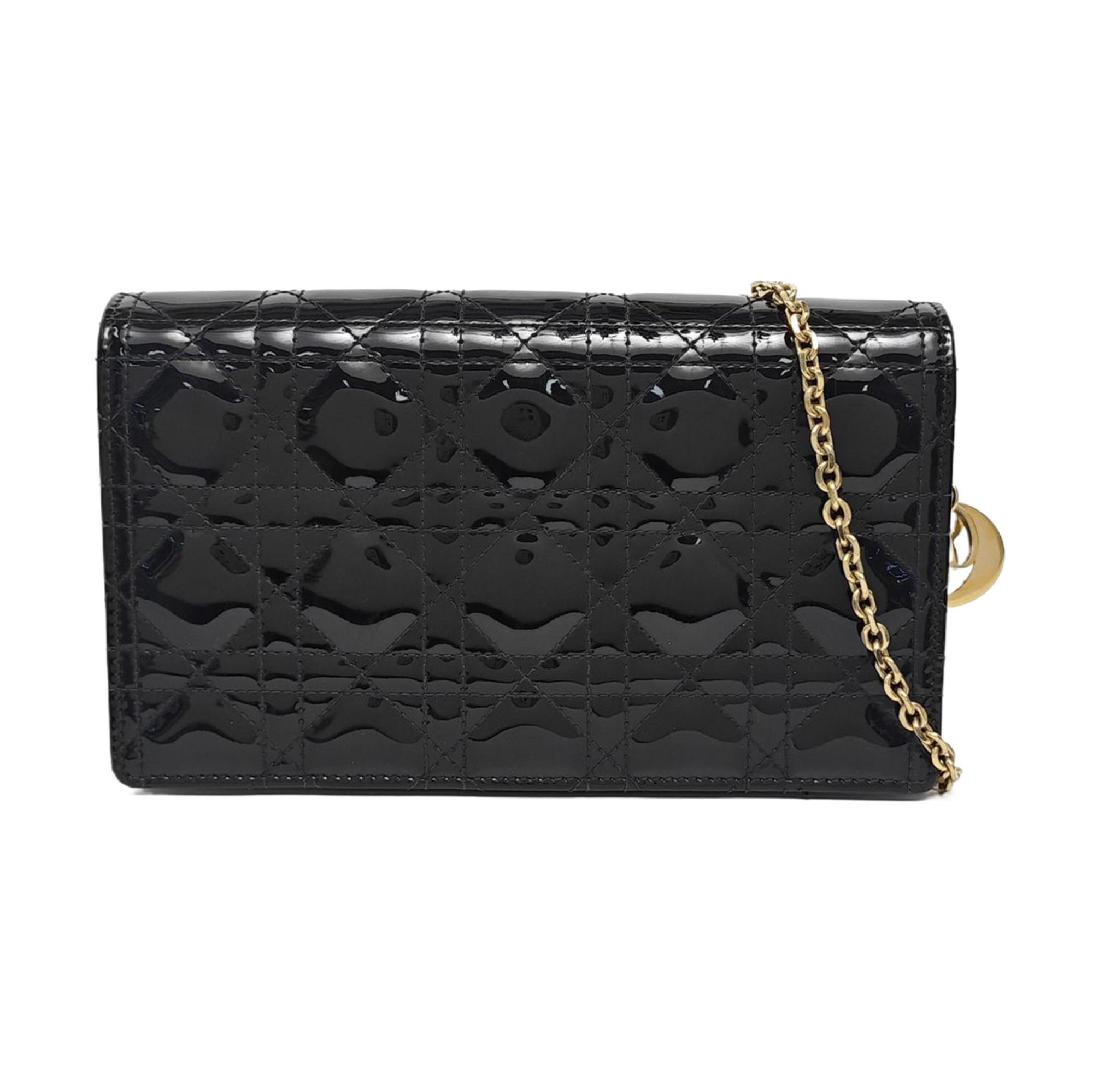 Authenticated pre-owned  Lady Dior Cannage Patent Leather Black - Shoulder Bag at Looply