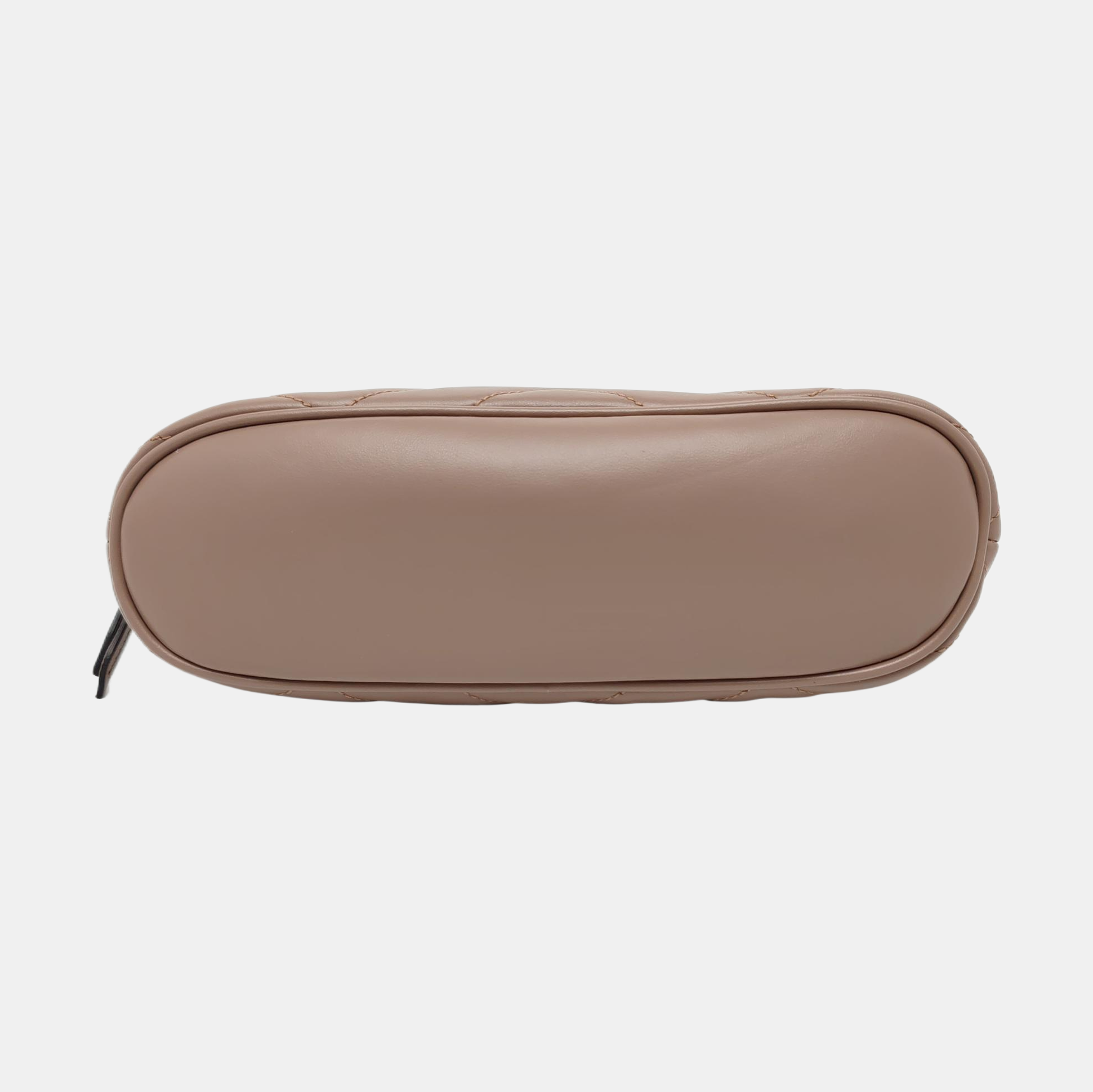 Authenticated pre-owned  GG Marmont Quilted Calfskin Beige - Clutch at Looply