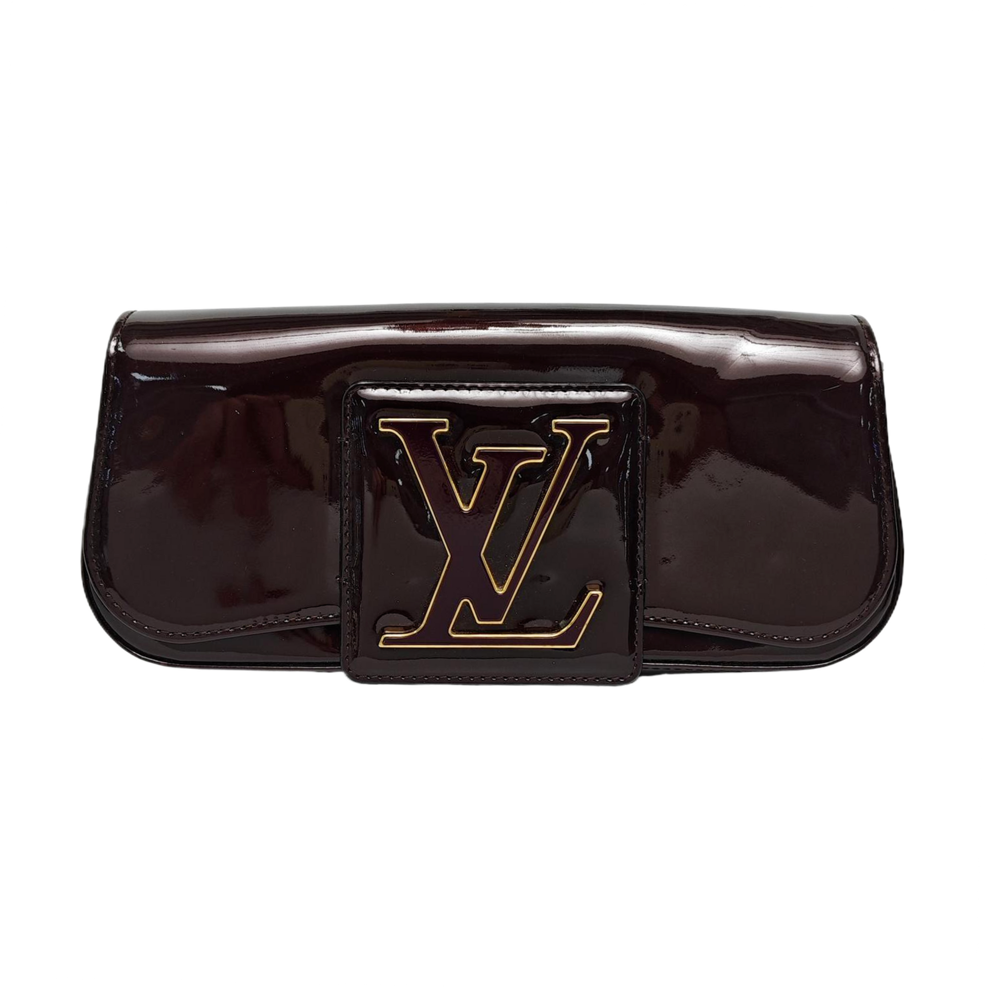 Authenticated pre-owned  Sobe Patent Leather Burgundy - Clutch at Looply