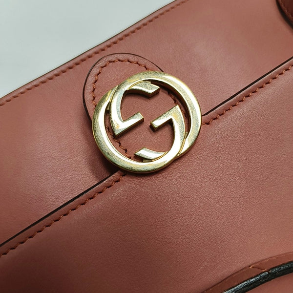 Authenticated pre-owned  Interlocking G Calfskin Pink - Shoulder Bag at Looply