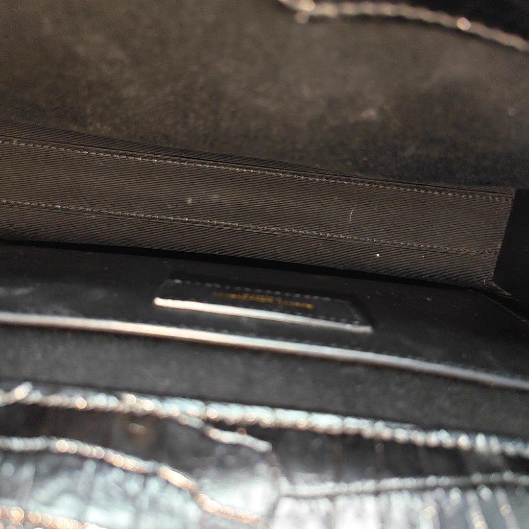 MANHATTAN Small Calfskin Black