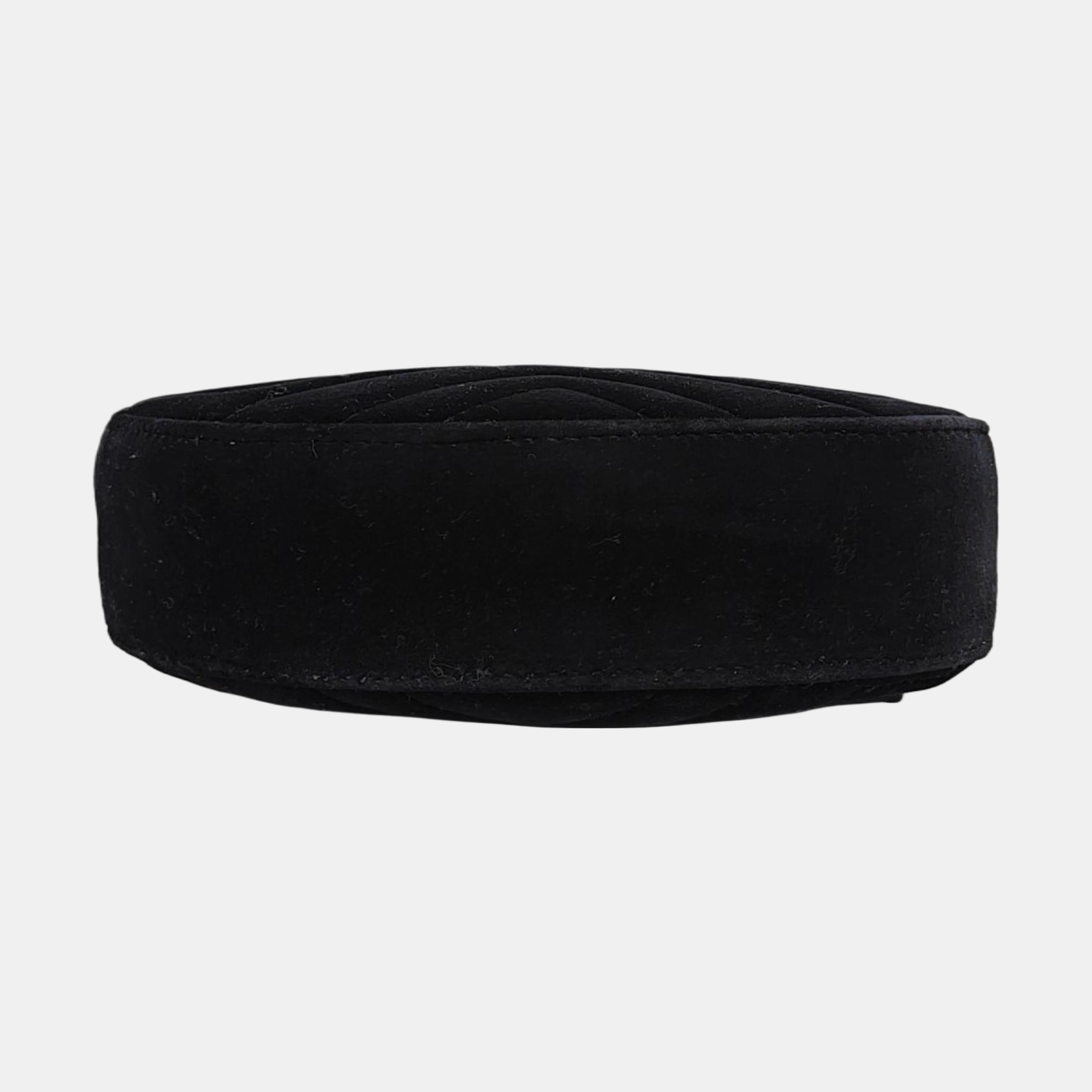 Authenticated pre-owned  GG Marmont Quilted Velvet Black - Belt Bag at Looply
