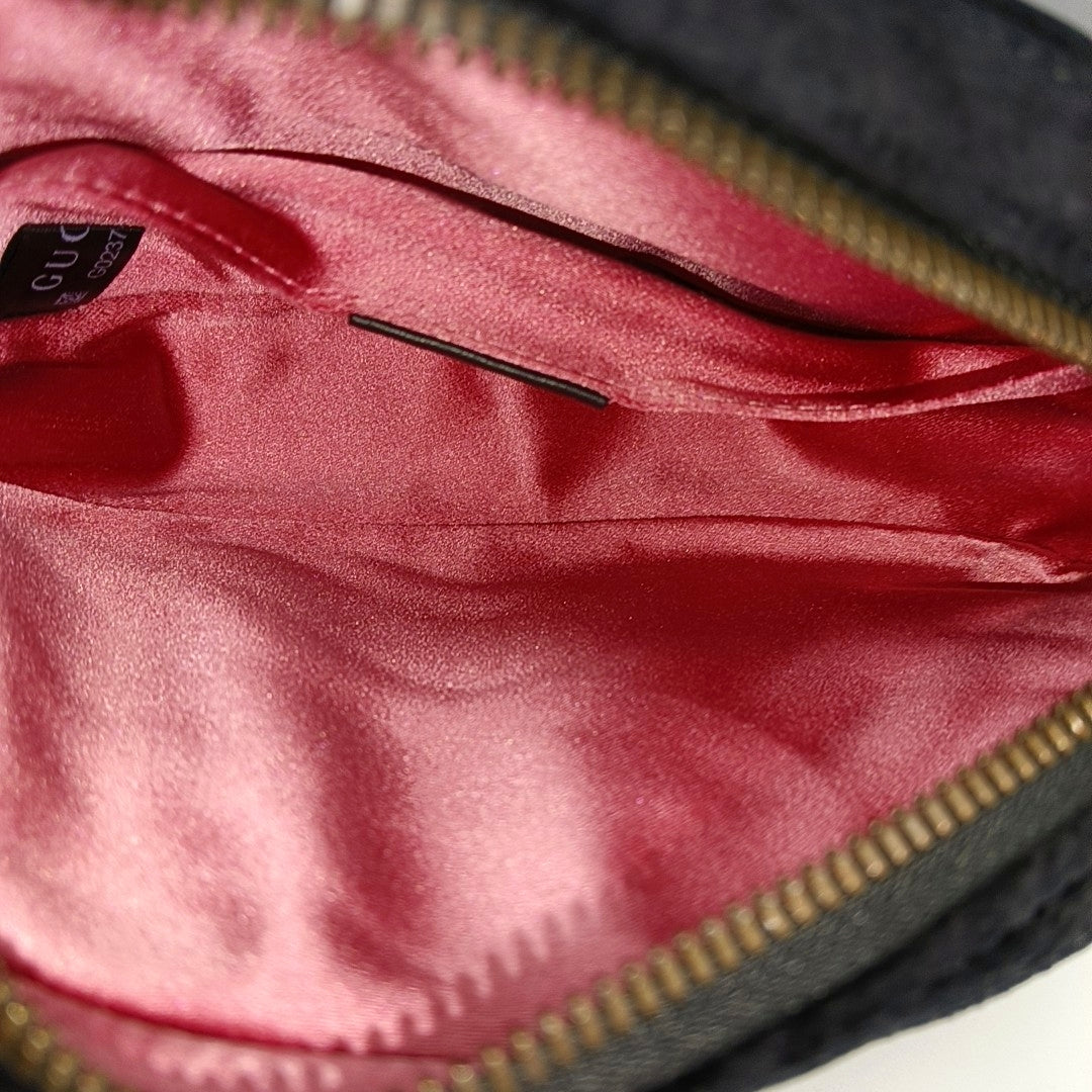 Authenticated pre-owned  GG Marmont Quilted Velvet Black - Belt Bag at Looply