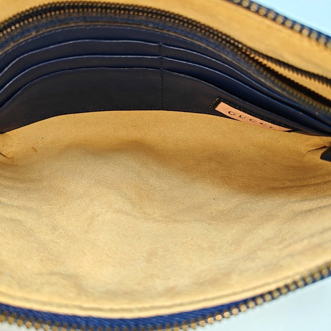 Authenticated pre-owned  GG Marmont Calfskin Blue - Shoulder Bag at Looply