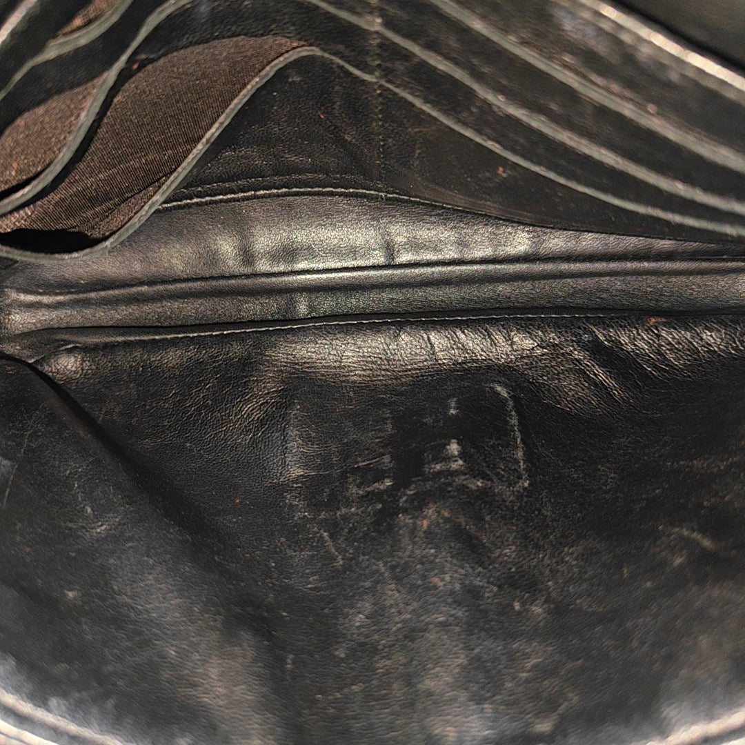 Authenticated pre-owned  Miss Dior Cannage Patent Leather Black - Shoulder Bag at Looply