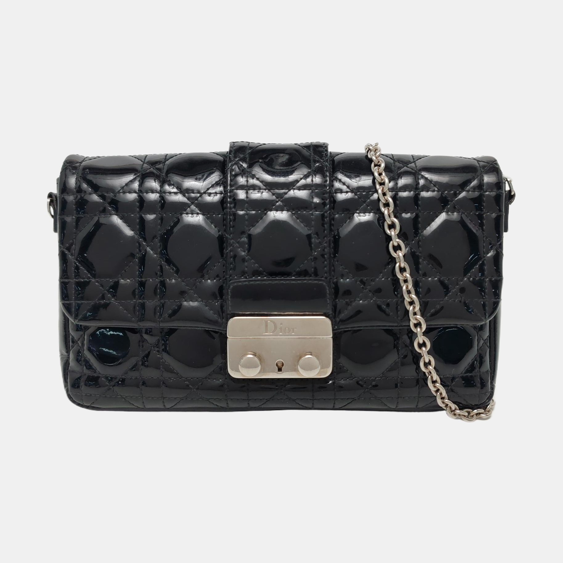Authenticated pre-owned  Miss Dior Cannage Patent Leather Black - Shoulder Bag at Looply