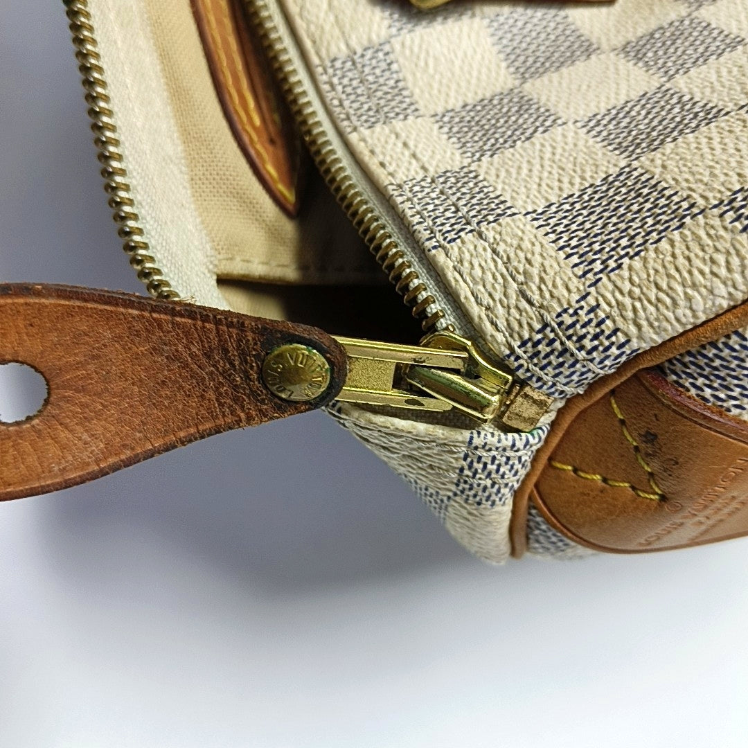 Authenticated pre-owned  Speedy 30 Damier Azur Coated Canvas White - Top Handle Bag at Looply