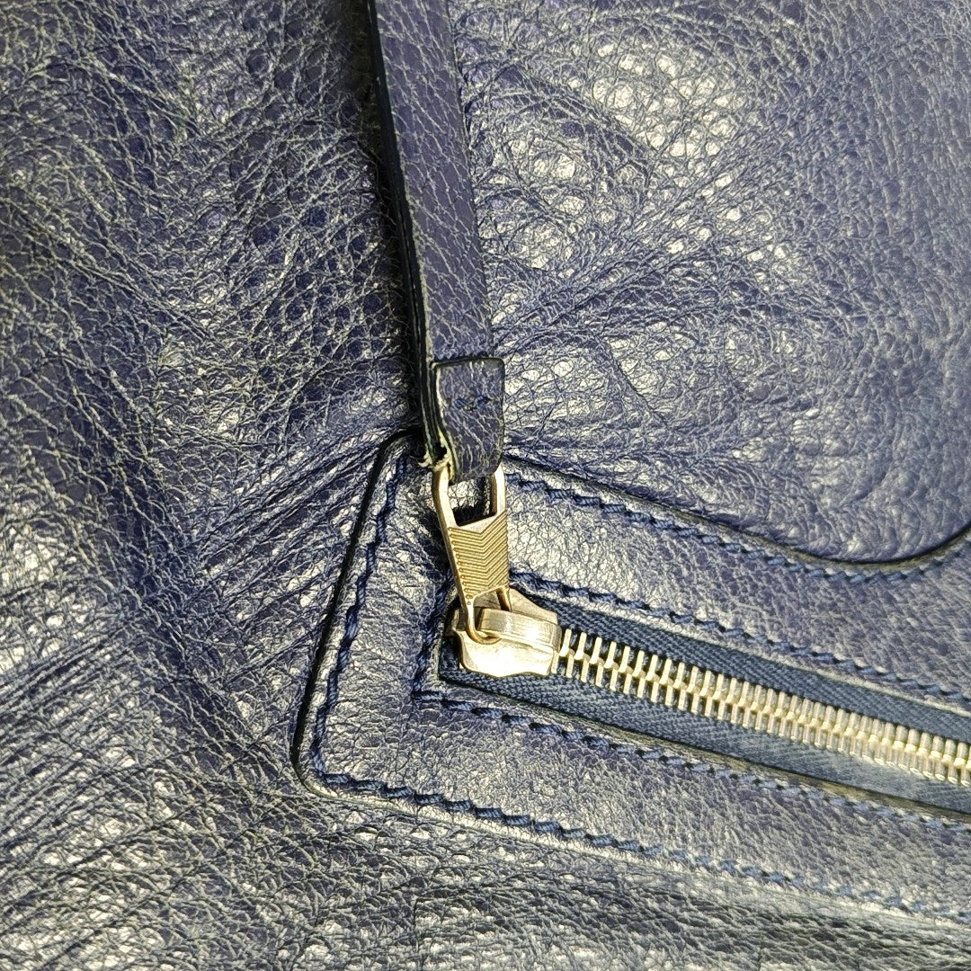 Authenticated pre-owned  Classic City Calfskin Blue - Shoulder Bag at Looply