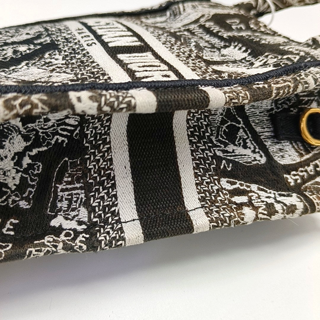 Book Tote Mini Canvas Black - Image 11