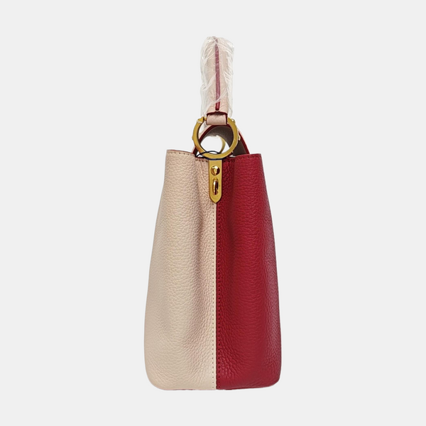 Authenticated pre-owned  Capucines MM Calfskin Pink - Shoulder Bag at Looply