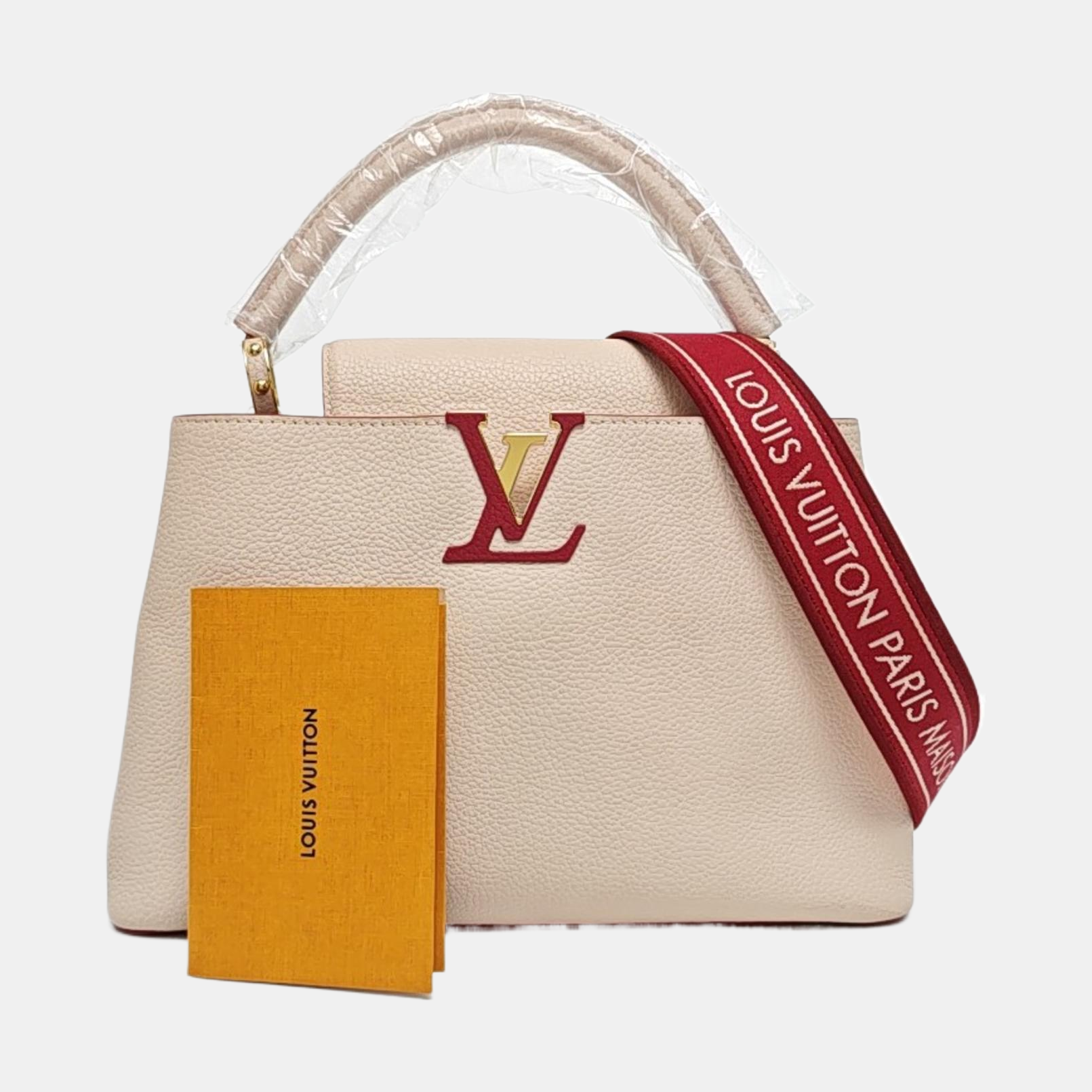 Authenticated pre-owned  Capucines MM Calfskin Pink - Shoulder Bag at Looply