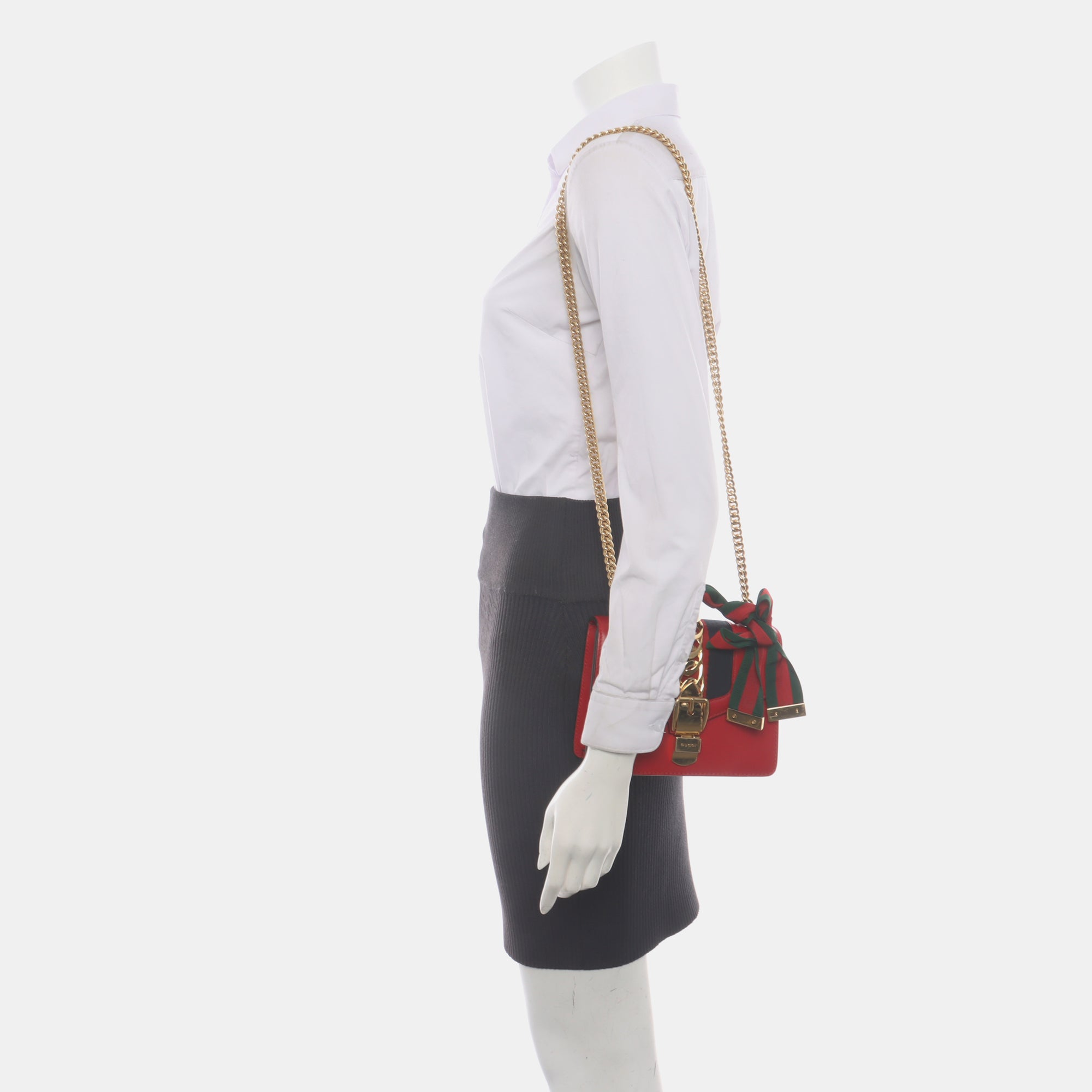 Authenticated pre-owned  Sylvie Small Calfskin Red - Shoulder Bag at Looply